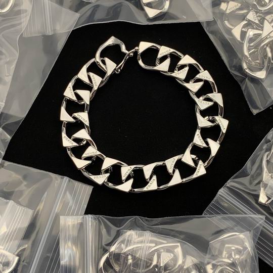 Prada bracelet 05lyh14